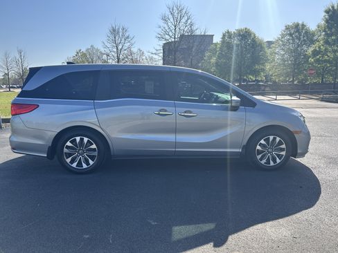 Used 2021 Honda Odyssey EX-L image 10