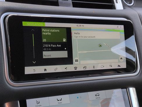 Used 2019 Land Rover Range Rover Sport SE image 16