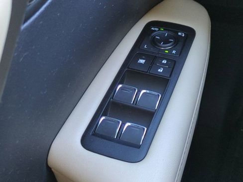 Certified 2022 Lexus RX 350 FWD w/ Premium Package image 23