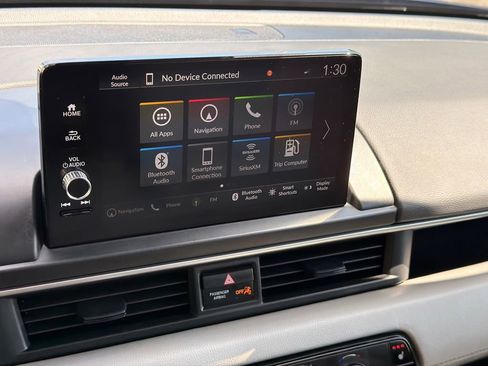 Certified 2025 Honda Pilot Touring image 28