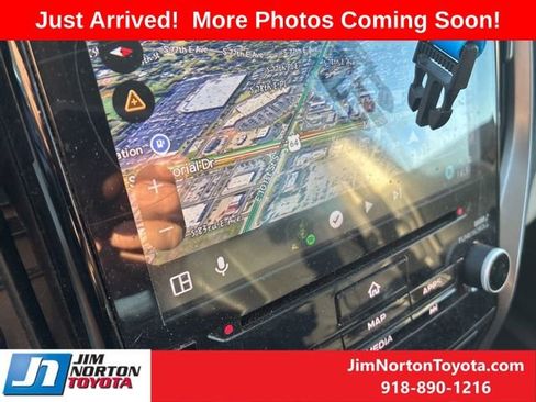 Used 2021 Subaru Ascent Touring image 10