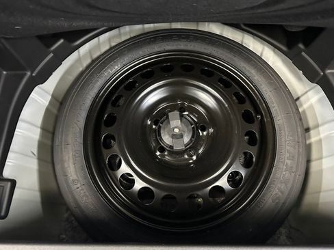 Certified 2024 Chevrolet Equinox LT w/ LPO, Floor Liner Package image 24