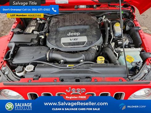 Used 2017 Jeep Wrangler Unlimited Sahara w/ Connectivity Group image 15