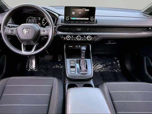 Used 2024 Honda CR-V Sport image 8