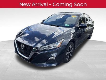 Certified 2022 Nissan Altima 2.5 SV