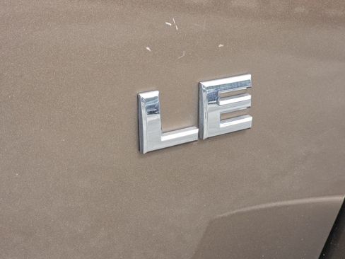 Used 2005 Nissan Pathfinder LE w/ (U01) LE Navigation Pkg RWD image 8