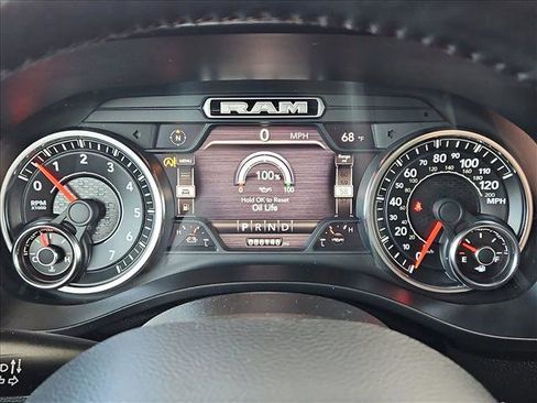 Used 2020 RAM 1500 Big Horn image 11