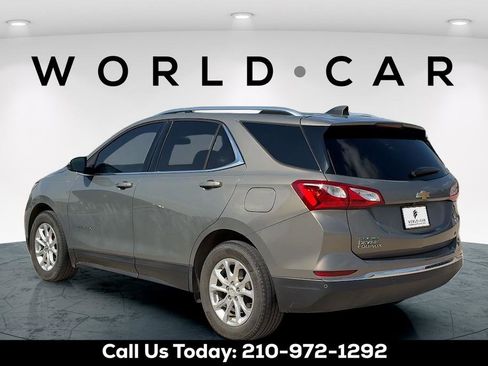 Used 2018 Chevrolet Equinox LT w/ Sun & Infotainment Package image 5