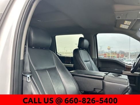 Used 2020 Ford F150 Lariat image 12