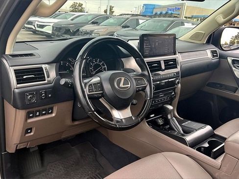 Used 2022 Lexus GX 460 Premium image 14