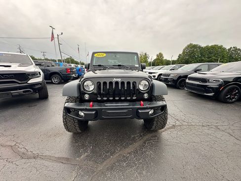 Used 2016 Jeep Wrangler Rubicon AWD/4WD image 9