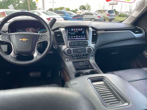 Used 2017 Chevrolet Tahoe LT RWD image 8
