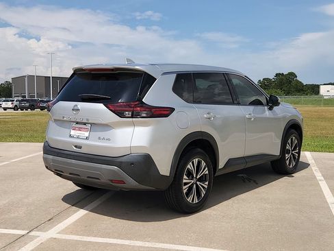 Used 2021 Nissan Rogue SV AWD/4WD image 5