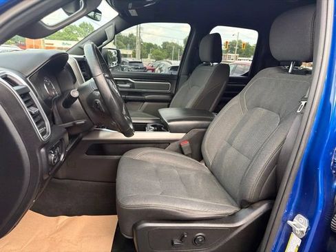 Used 2019 RAM 1500 Big Horn AWD/4WD image 12