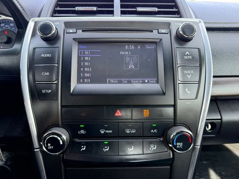 Used 2017 Toyota Camry LE FWD image 15
