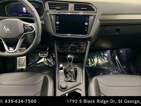 Used 2024 Volkswagen Tiguan SEL R-Line image 13