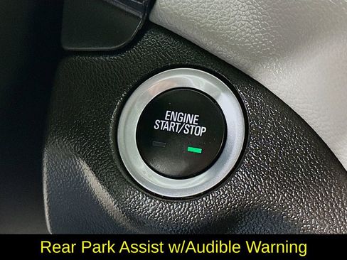 Used 2024 Chevrolet Equinox LS w/ LS Convenience Package image 19