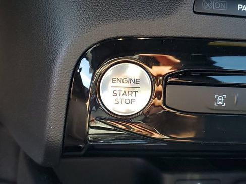 Used 2024 Ford Escape ST-Line w/ Tech Pack #1 AWD/4WD image 12