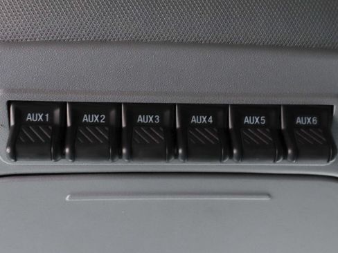 Used 2024 Ford F250 XLT w/ FX4 Off-Road Package AWD/4WD image 31