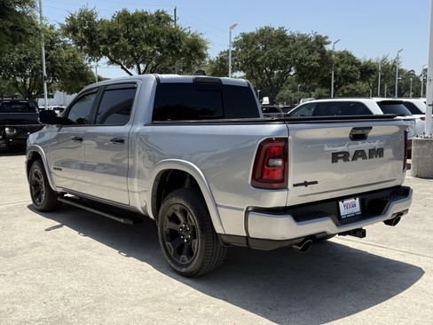 Used 2025 RAM 1500 Lone Star RWD image 7