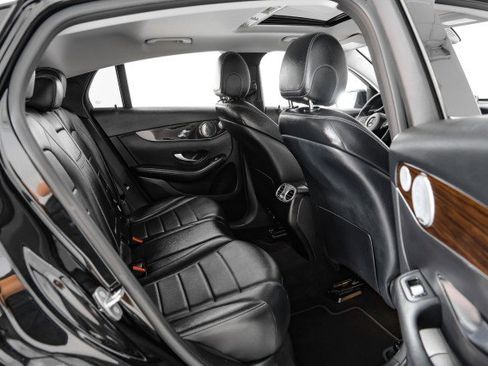 Used 2017 Mercedes-Benz GLC 300 4MATIC Coupe image 34