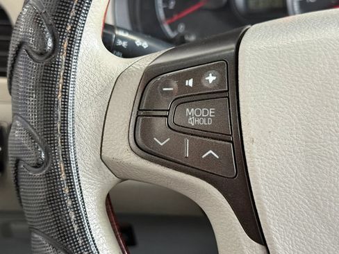 Used 2012 Toyota Sienna LE FWD image 12