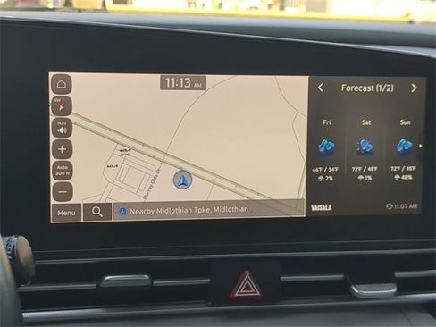 Used 2023 Hyundai Elantra Limited w/ Preferred Accessory Package image 20