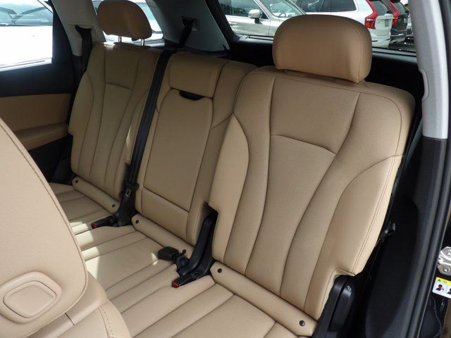 Used 2023 Audi Q7 3.0T Prestige w/ Prestige Package AWD/4WD image 25