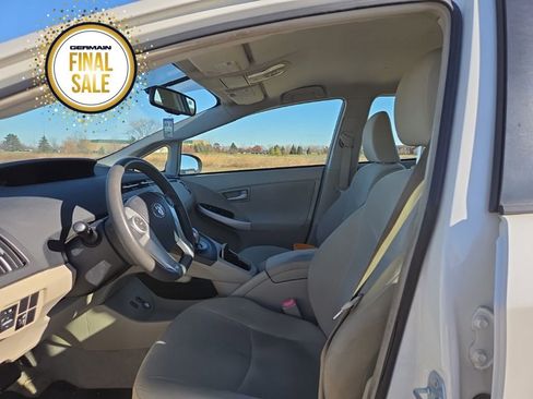 Used 2010 Toyota Prius Two image 10