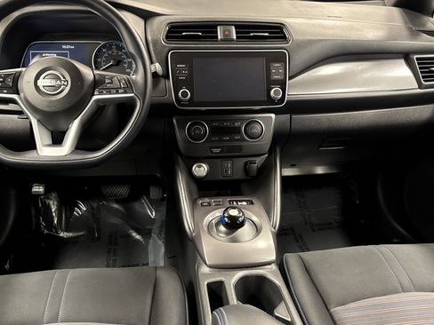 Used 2024 Nissan Leaf S image 14