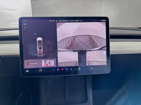 Used 2021 Tesla Model Y Long Range image 22