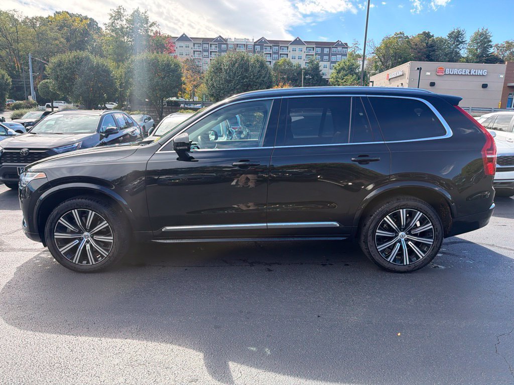 Used 2025 Volvo XC90 B5 Plus w/ Protection Package Premier AWD/4WD image 3