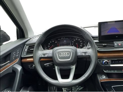 Used 2023 Audi Q5 2.0T Premium w/ Convenience Package AWD/4WD image 38
