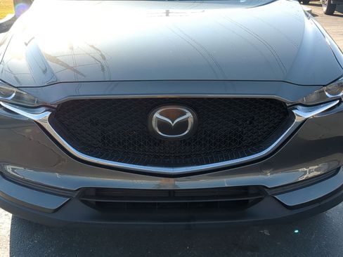 Used 2018 MAZDA CX-5 Touring image 9