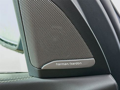 New 2026 BMW X5 xDrive40i w/ M Sport Package image 19