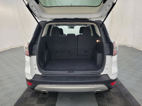 Used 2017 Ford Escape SE w/ SE Cold Weather Package AWD/4WD image 30