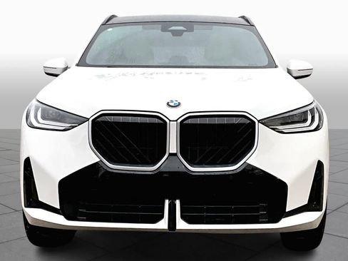Used 2025 BMW X3 xDrive30i w/ M Sport Package image 4