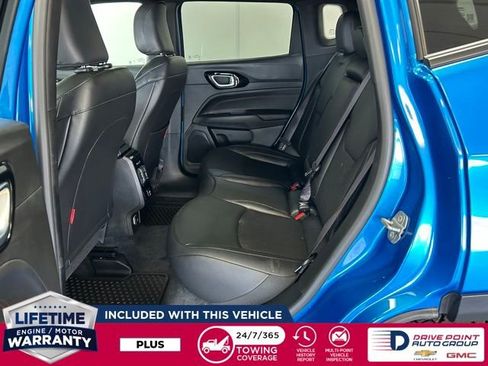 Used 2025 Jeep Compass Trailhawk image 28