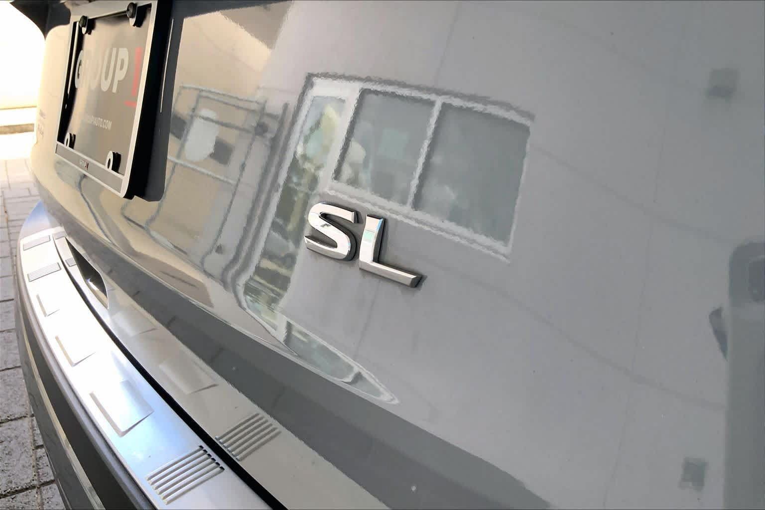 Used 2023 Nissan Rogue SL w/ SL Premium Package FWD image 10
