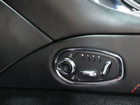 Used 2018 Aston Martin DB11 V12 RWD image 24