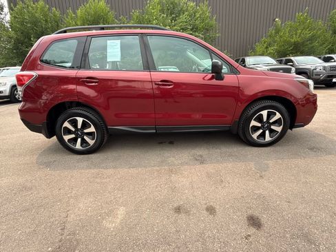 Used 2018 Subaru Forester 2.5i w/ Alloy Wheel Package AWD/4WD image 8