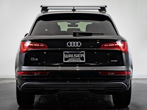 Certified 2025 Audi Q5 2.0T Premium w/ Convenience Plus Package image 10