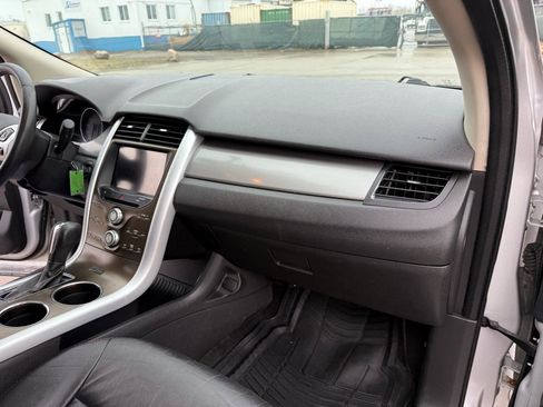 Used 2011 Ford Edge SEL w/ Canadian Comfort Pkg image 28