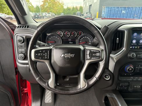 Used 2022 Chevrolet Silverado 1500 LT Trail Boss w/ Bed Protection Package AWD/4WD image 68