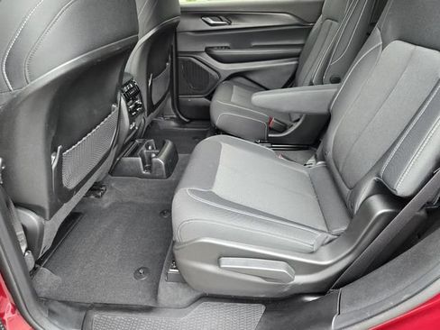 Used 2024 Jeep Grand Cherokee L Laredo w/ Luxury Tech Group I AWD/4WD image 25