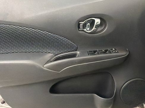 Used 2015 Nissan Versa Note SV FWD image 21