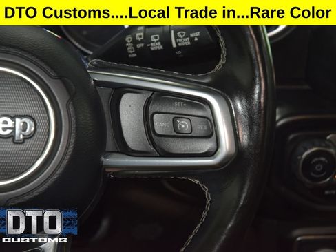 Used 2022 Jeep Wrangler Unlimited Sahara w/ Cold Weather Group AWD/4WD image 41