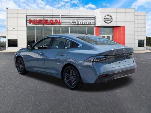 New 2026 Nissan Sentra SV w/ SV Convenience Package FWD image 5