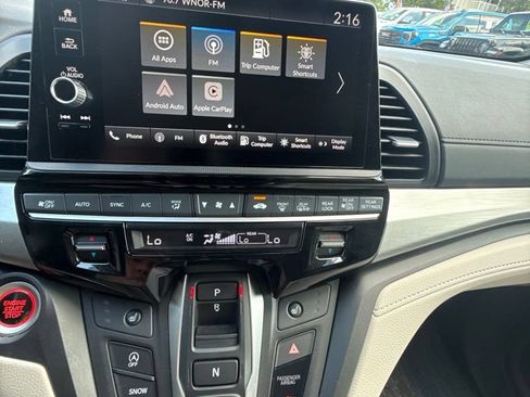 Used 2025 Honda Odyssey EX-L image 21