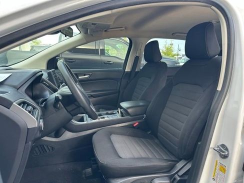 Used 2023 Ford Edge SE w/ Black Appearance Package AWD/4WD image 12
